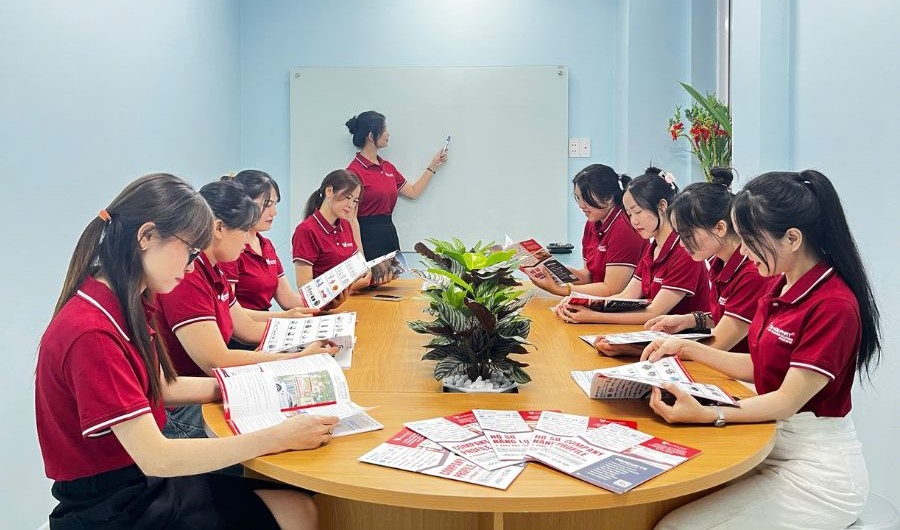 dai-hong-phat-staff