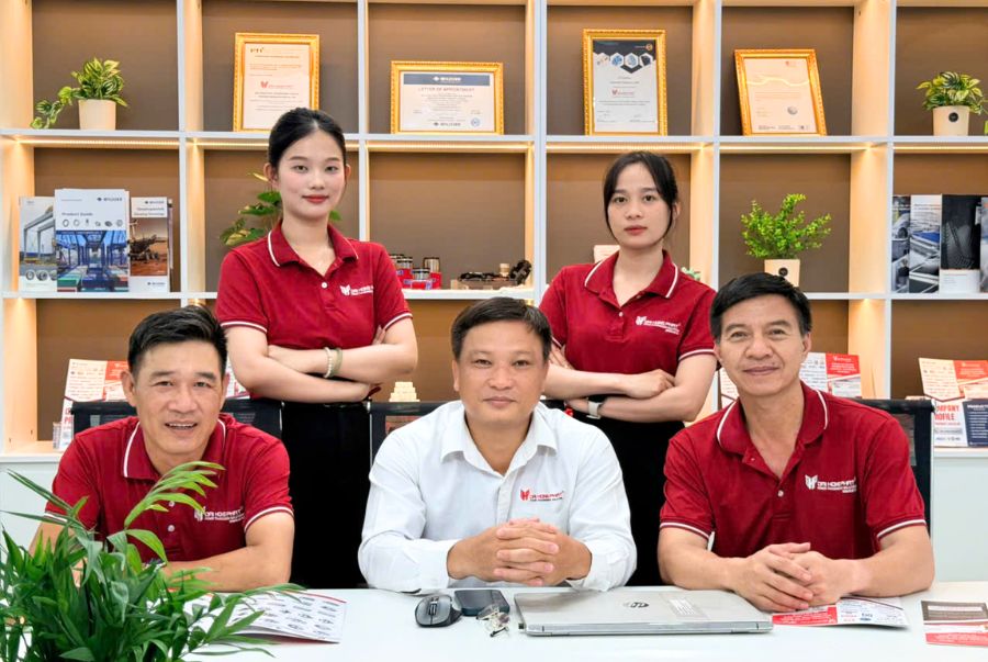 Dai Hong Phat Profile 3